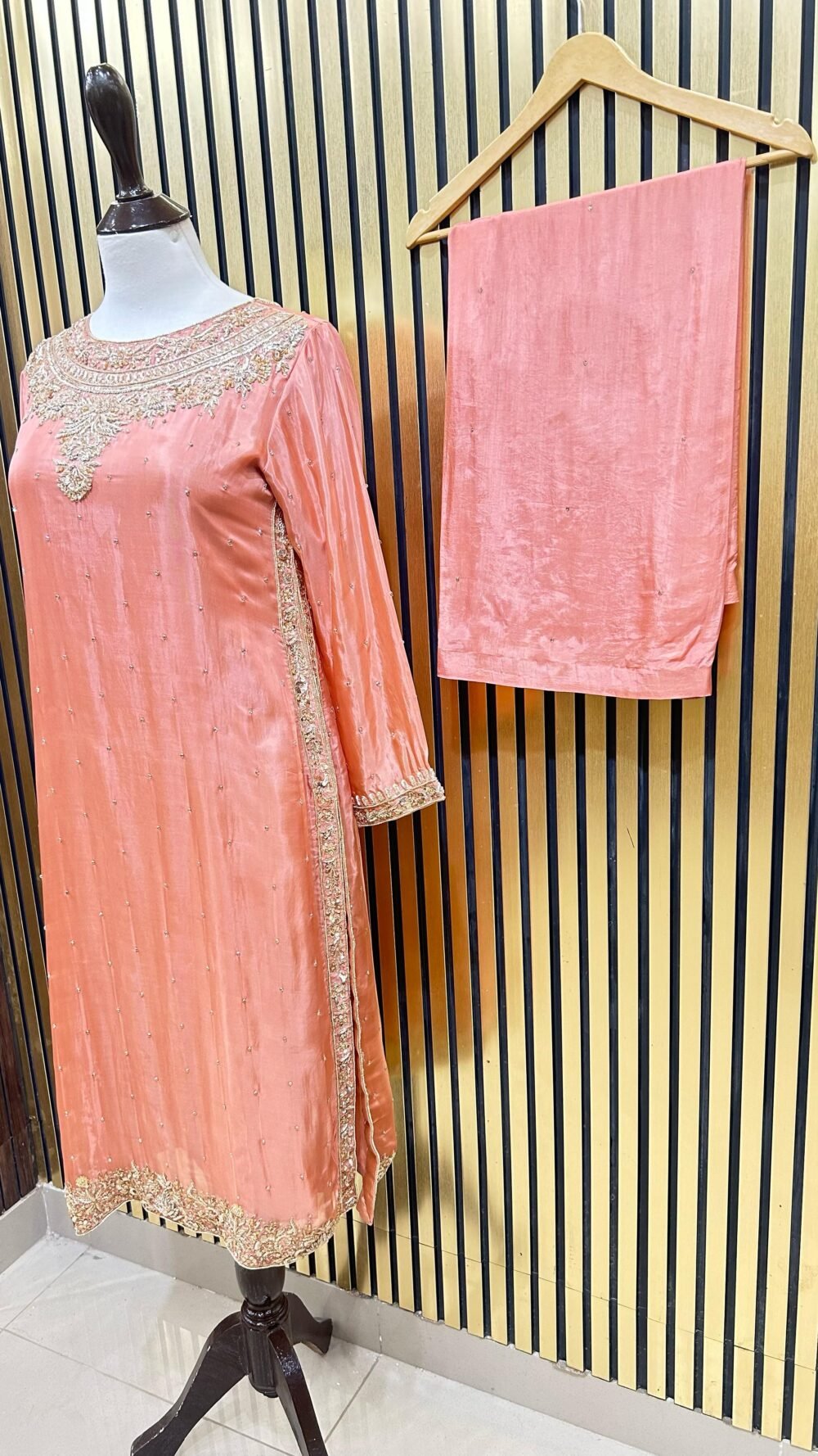 Casual Grace Dress - Image 2