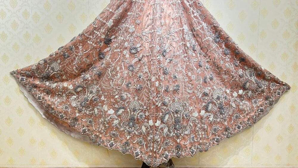 Charm Elegance Maxi - Image 4