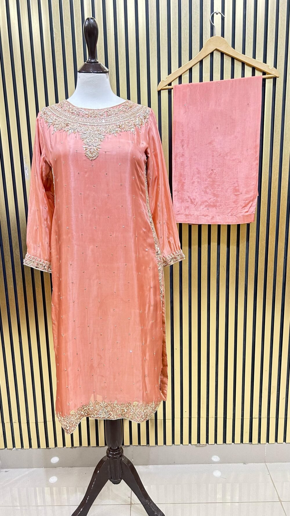 Casual Grace Dress - Image 5